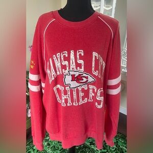 Kansas City Chiefs Crew Sweatshirt by Starter - XL